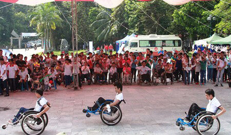 Độc đáo vũ điệu flashmob của người khuyết tật