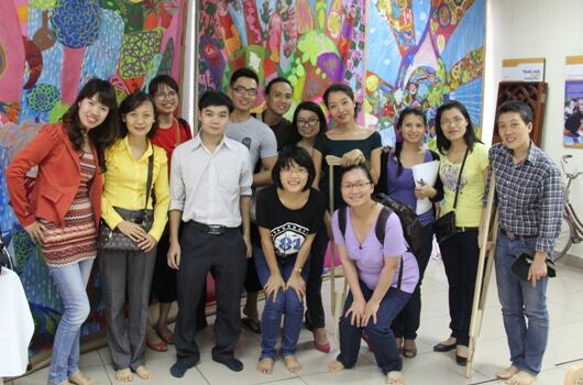 Ngẫm về bạo lực/lạm dụng tình dục trong gia đình từ vở kịch tương tác ''Socola đắng'' 