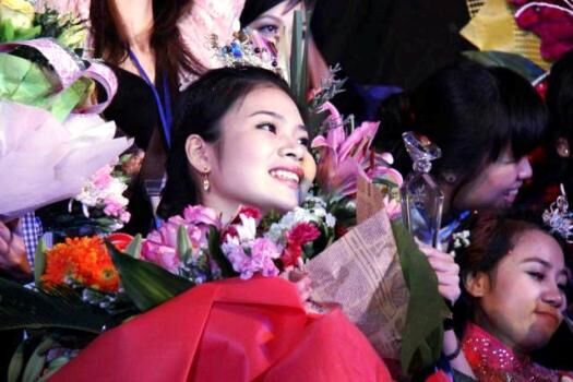 Dư âm về đêm Chung kết cuộc thi Vẻ đẹp vầng trăng khuyết : Cháy lên khát vọng sống (16/04/2013)