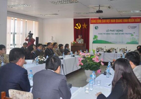 “Ống kính môi trường” – Góc nhìn mới cho vấn đề không mới