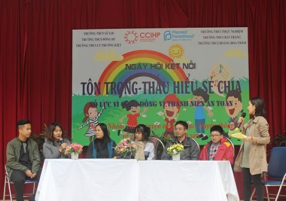 Tôn trọng - Thấu hiểu và Sẻ chia: Ngày hội của các trường tham gia chương trình giáo dục sức khỏe sinh sản và tình dục