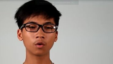 Học sinh phản đối xâm hại tình dục trẻ em