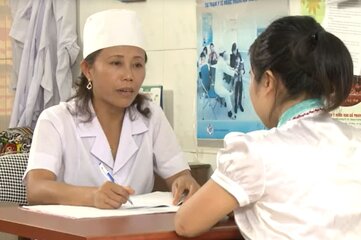 Uống thuốc thế nào chị nhỉ? (Thái)